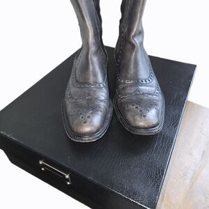 Vintage Dolce & Gabanna 37 1/2 With Box Made In Italy Beautiful Wing Tip Leather